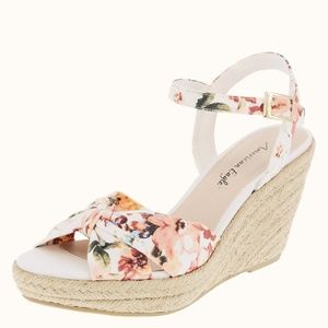 American Eagle by Payless Floral Wedges